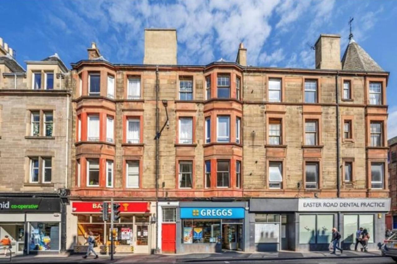 Spacious & Comfortable 3 Bedroom Apartment - Near City Centre - Free Parking Available - Sleeps Up To 5 Guests Edinburgh Eksteriør bilde